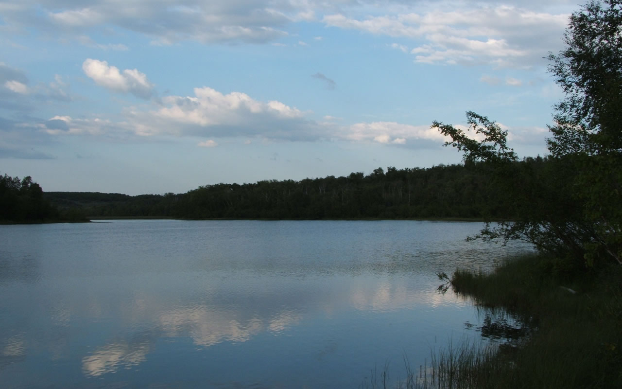 arm-lake-midsummer-evening (1280x800)