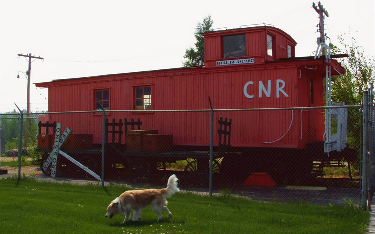 cnr-wooden-caboose (1280x800)