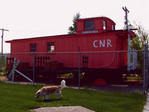 cnr-wooden-caboose