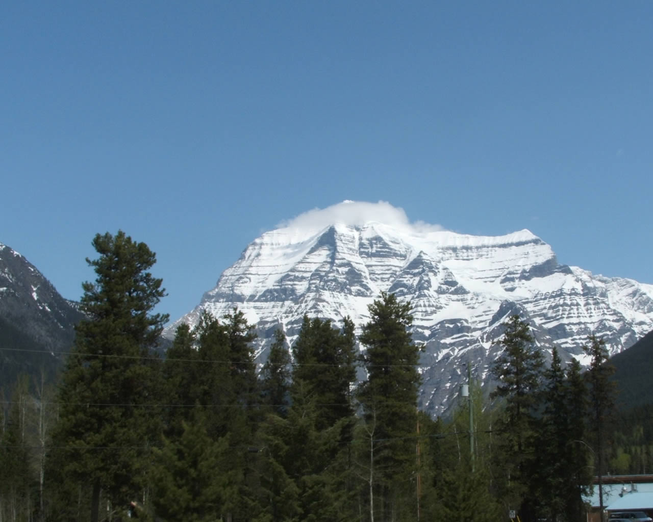 mount_robson_west_face_1251_1 (1280x1024 119K)